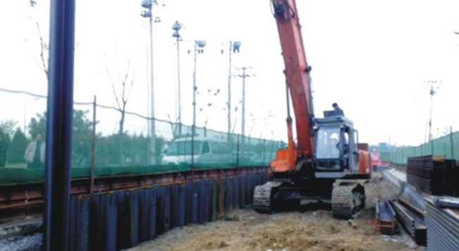 钢板桩应用于北京东坝中路管线工程